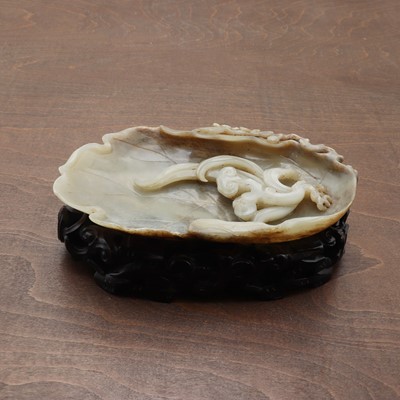 Lot 360 - A Chinese jade brush lick