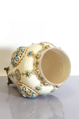 Lot 121 - An Hungarian Zsolnay-Pécs stoneware vase