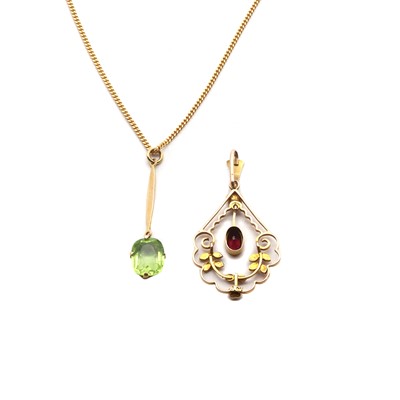 Lot 1260 - An Edwardian 9ct gold pendant