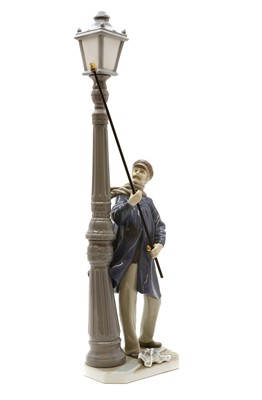 Lot 244 - A Lladro porcelain figure