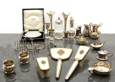 Lot 50 - A collection of silver items