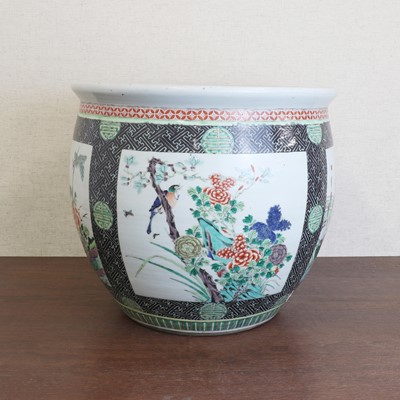 Lot 71 - A large Chinese famille verte fishbowl