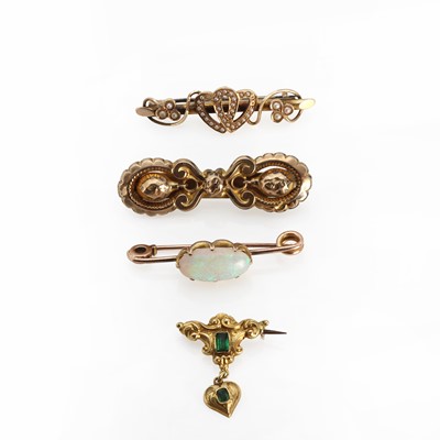 Lot 1284 - Three gold brooches
