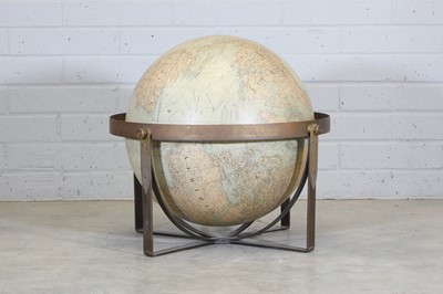 Lot 238A - A French terrestrial globe