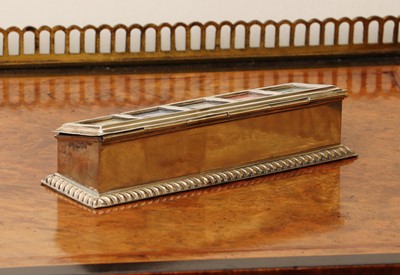 Lot 79 - A silver five division stamp box