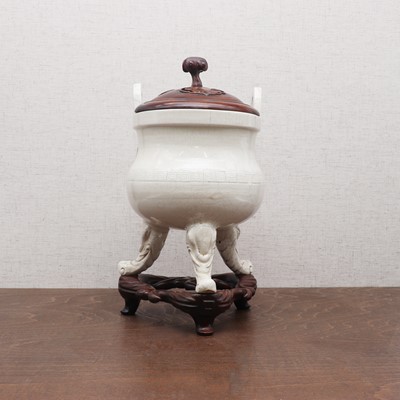 Lot 131 - A Chinese blanc de Chine incense burner
