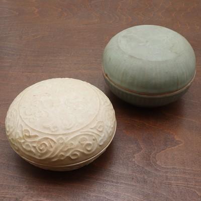 Lot 34 - A Chinese stoneware box and cover