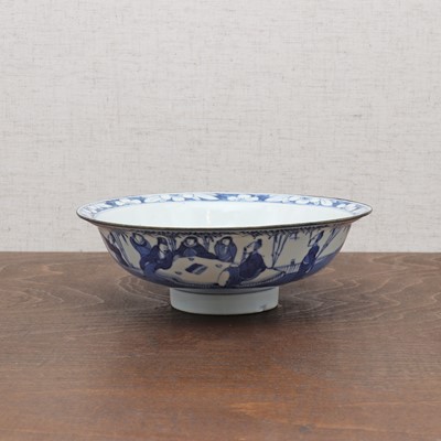 Lot 101 - A Chinese blue and white bowl