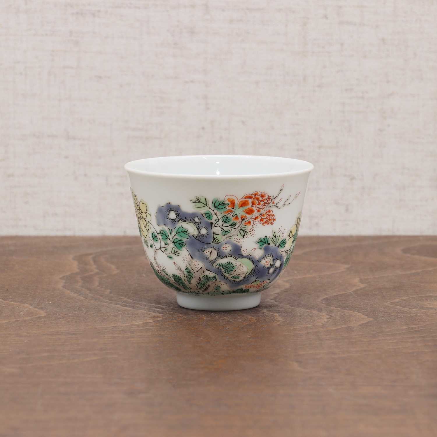 Lot 56 - A Chinese wucai cup