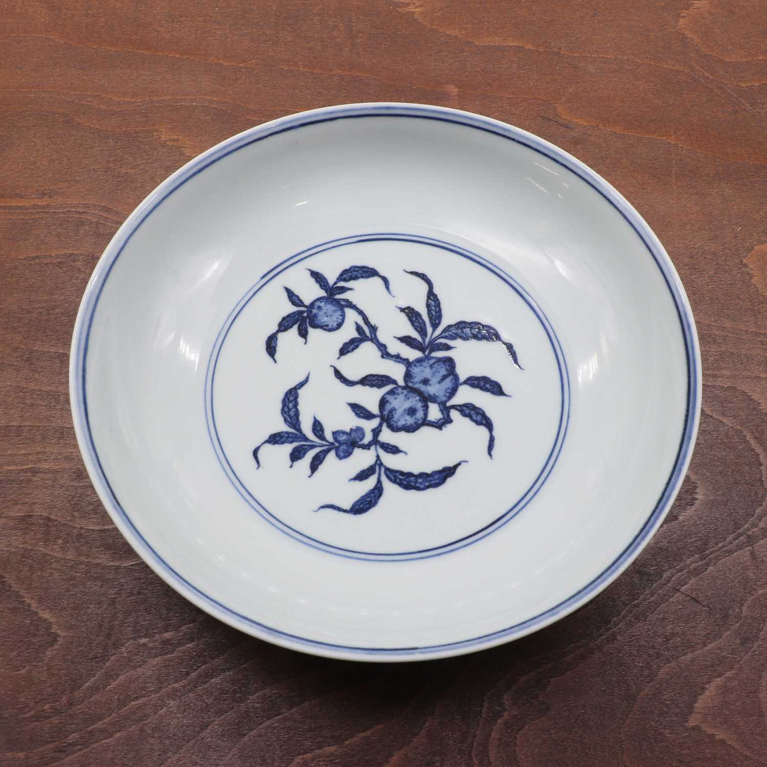 Lot 110 - A Chinese blue and white plate