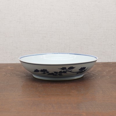 Lot 110 - A Chinese blue and white plate