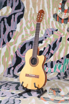 Lot 271 - A 1991 Gibson 'Chet Atkins' electric classical guitar