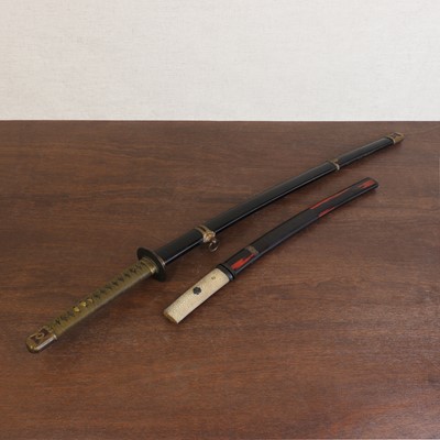 Lot 318 - A Japanese wakizashi