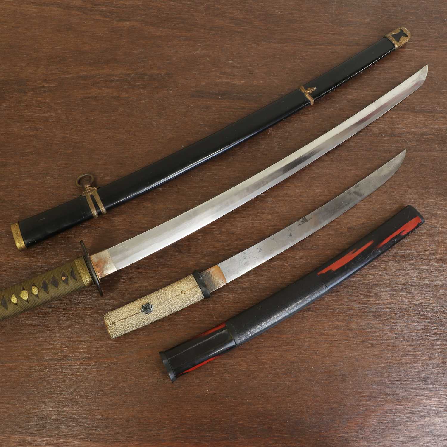 Lot 318 - A Japanese wakizashi