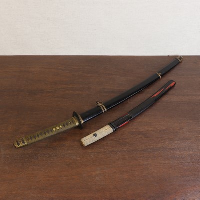 Lot 318 - A Japanese wakizashi