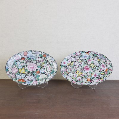 Lot 408 - A pair of Chinese famille rose plates