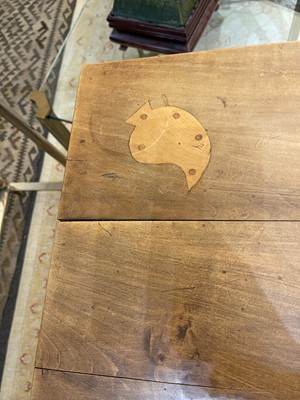 Lot 173 - A fruitwood side table