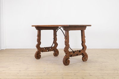 Lot 173 - A fruitwood side table