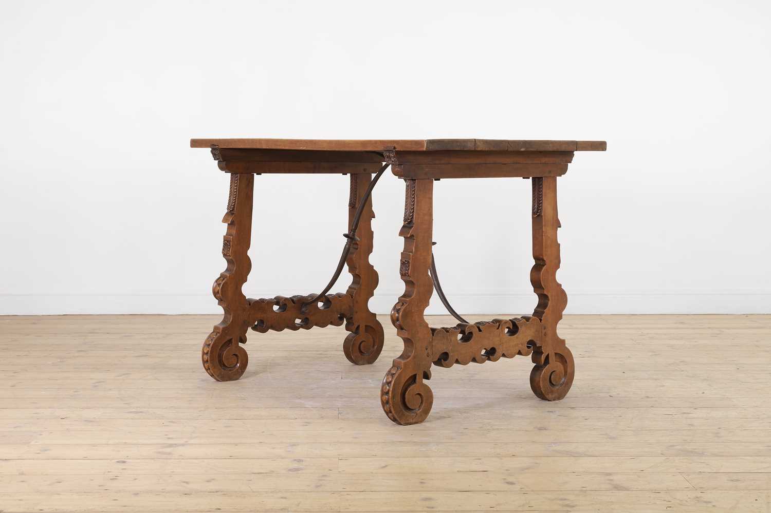 Lot 173 - A fruitwood side table