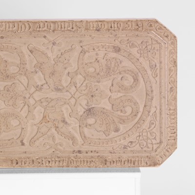 Lot 21 - A limestone desk weight