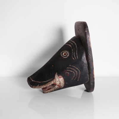 Lot 254 - A polychrome carved boar
