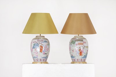 Lot 412 - A pair of export porcelain vase lamps