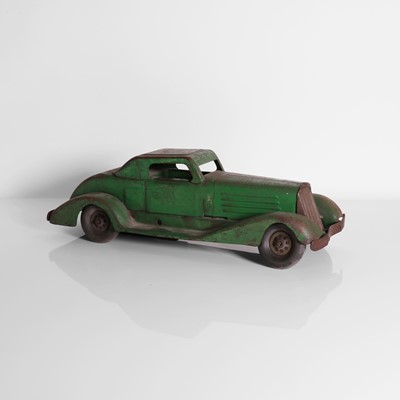 Lot 285 - A tinplate coupé police car