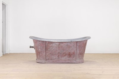 Lot 459 - A zinc bathtub
