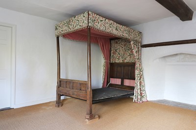 Lot 21 - An oak tester bed