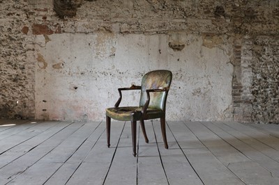 Lot 402 - A George III-style mahogany elbow chair