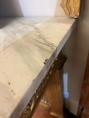 Lot 502 - A giltwood console table
