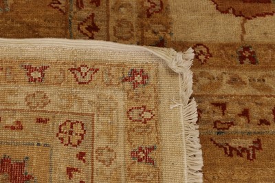Lot 524 - A wool carpet of Sultanabad design