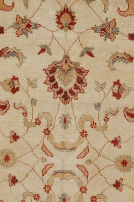 Lot 524 - A wool carpet of Sultanabad design