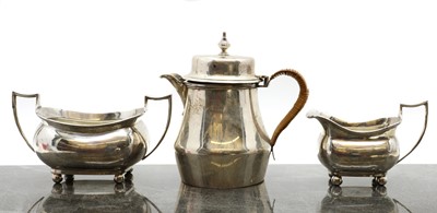 Lot 22 - A silver hot water pot