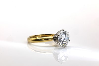 Lot 127 - An 18ct gold single stone diamond ring