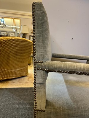 Lot 68 - A walnut elbow chair