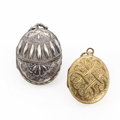 Lot 1319 - Two lockets