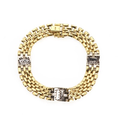 Lot 1070 - An 18ct diamond three row panther link bracelet