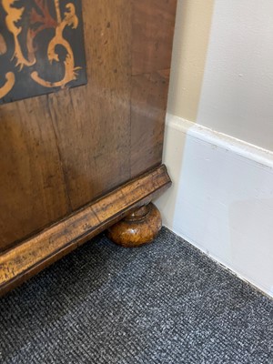 Lot 94 - A William & Mary walnut and marquetry chest of drawers