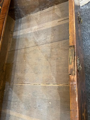 Lot 94 - A William & Mary walnut and marquetry chest of drawers