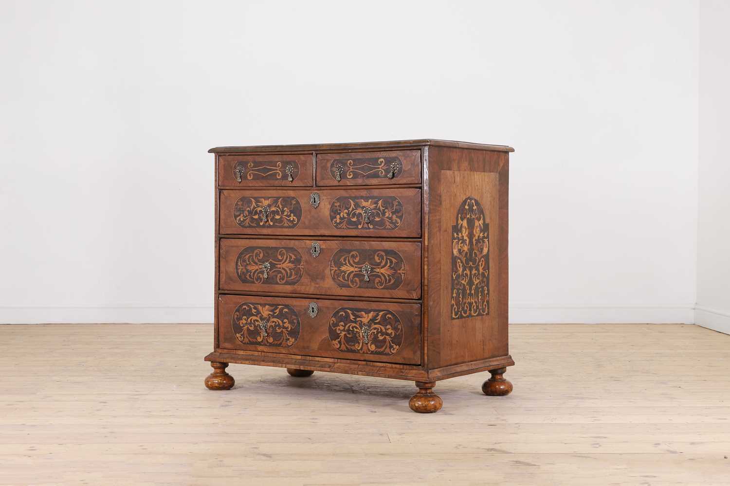 Lot 94 - A William & Mary walnut and marquetry chest of drawers