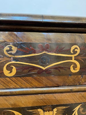 Lot 94 - A William & Mary walnut and marquetry chest of drawers
