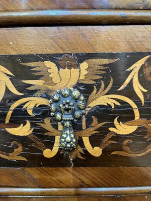 Lot 94 - A William & Mary walnut and marquetry chest of drawers