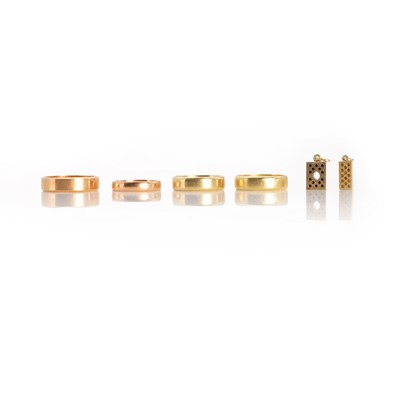 Lot 1288 - Four wedding bands