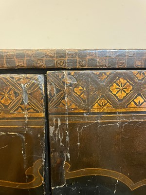 Lot 478 - A Nanban export black-lacquered cabinet