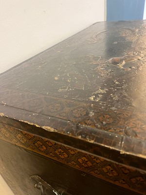 Lot 478 - A Nanban export black-lacquered cabinet