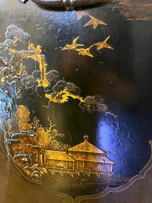 Lot 478 - A Nanban export black-lacquered cabinet