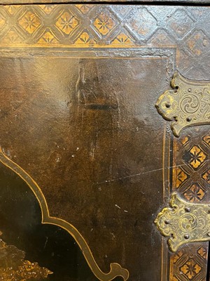 Lot 478 - A Nanban export black-lacquered cabinet