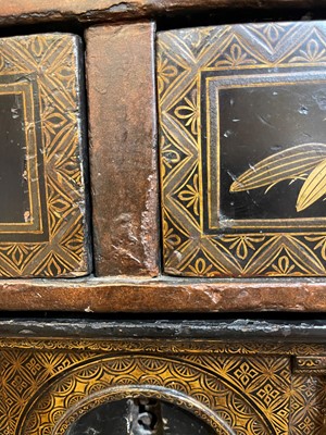 Lot 478 - A Nanban export black-lacquered cabinet