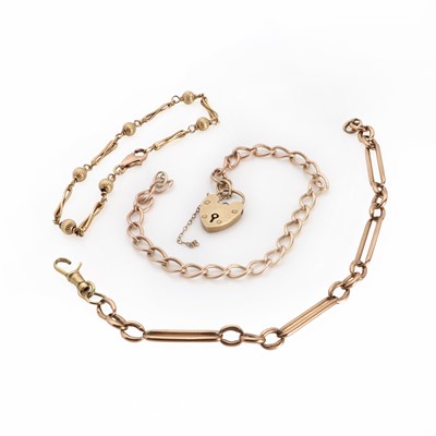 Lot 1300 - Three 9ct gold chain bracelets